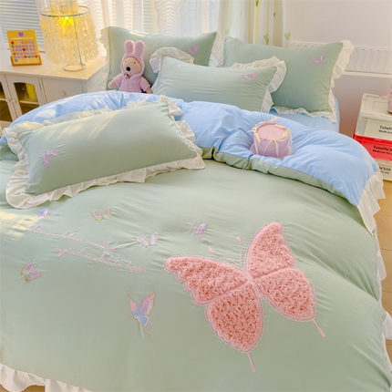 91家纺网 家纺一手货源 找家纺 （总）灰鲸 灰鲸 2025新款水洗双层纱玫瑰兔毛贴布绣四件套-蝶恋