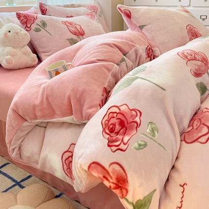 91家纺网 家纺一手货源 找家纺 （总）绘萱家居 2025新款高克重印花牛奶绒四件套