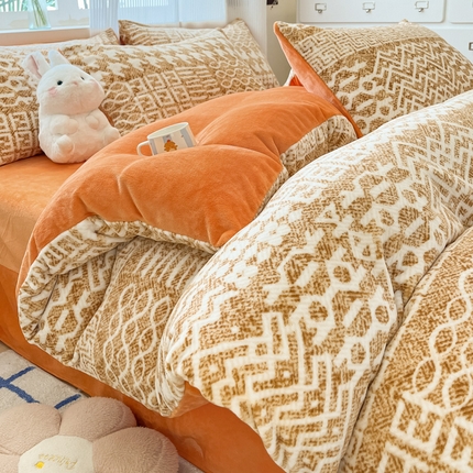 绘萱家居 2025新款高克重印花牛奶绒四件套 布兰卡