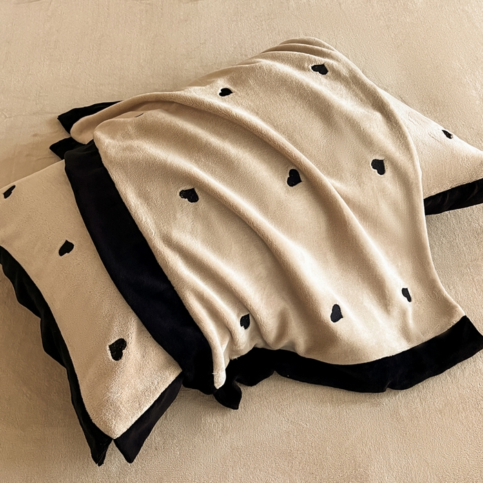 91家纺网 家纺一手货源 找家纺 米彩家纺 2024新款A类轻奢风牛奶绒绣花四件套-爱心蝴蝶结系列 蝴蝶结-浅香槟