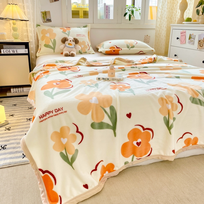 91家纺网 家纺一手货源 找家纺 楠沐家纺 2025新款双面牛奶绒多功能印花毛毯 朵朵花开