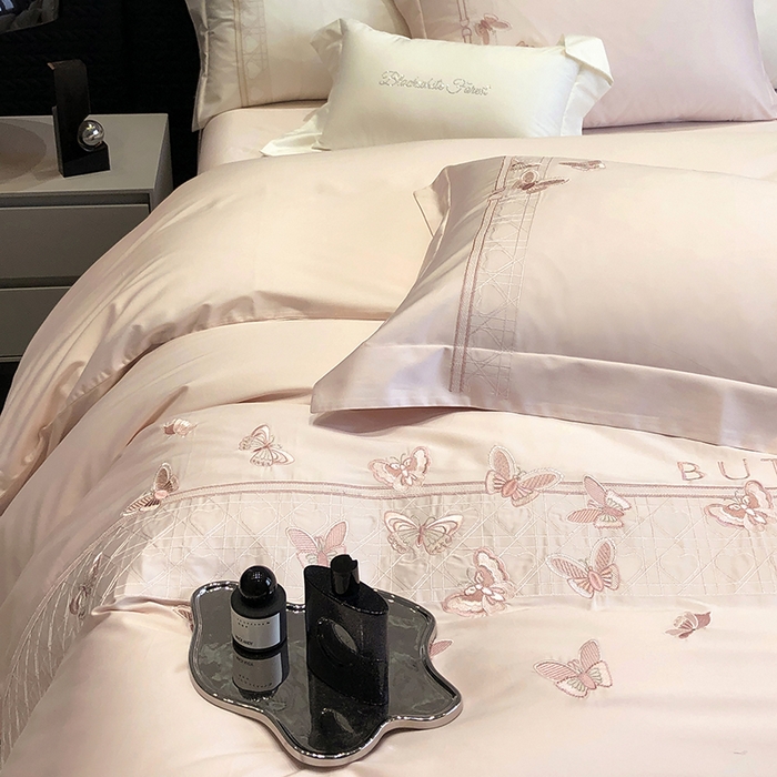 91家纺网 家纺一手货源 找家纺 （总）黑白森林 2024新款50X50S刺绣系列四件套-春漾