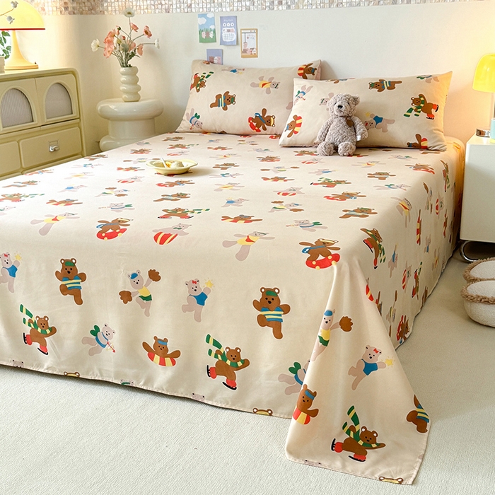 91家纺网 家纺一手货源 找家纺 妖妖家纺 2024新款超柔软糯水洗云朵棉印花单床单 滑板小熊