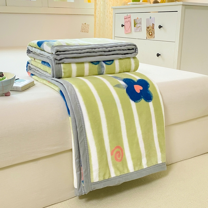 91家纺网 家纺一手货源 找家纺 楠沐家纺 2025新款双面牛奶绒多功能印花毛毯 小兰花