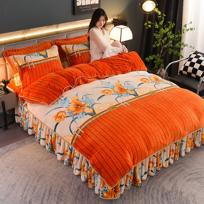 91家纺网 家纺一手货源 找家纺 曼尼家纺2025高克重直播印花床裙款法莱绒金貂珊瑚绒牛奶绒四件套 花开暮色