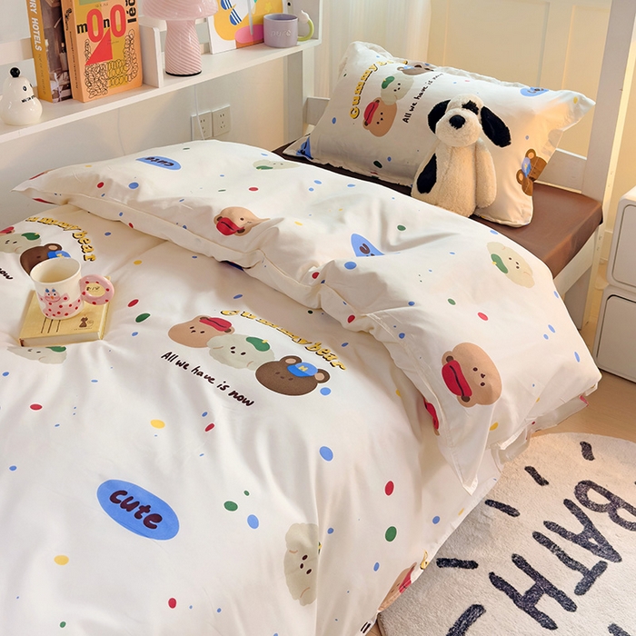 91家纺网 家纺一手货源 找家纺 楠沐家纺 2025新款亲肤芦荟棉印花学生宿舍上下铺四件套三件套 复古小熊