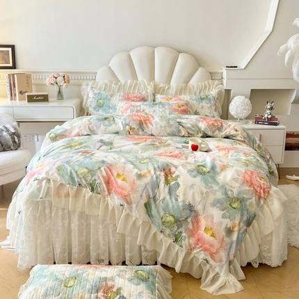 91家纺网 家纺一手货源 找家纺 2025新款法式油画风田园花卉长绒磨毛棉床裙四件套 荷塘月色-灰