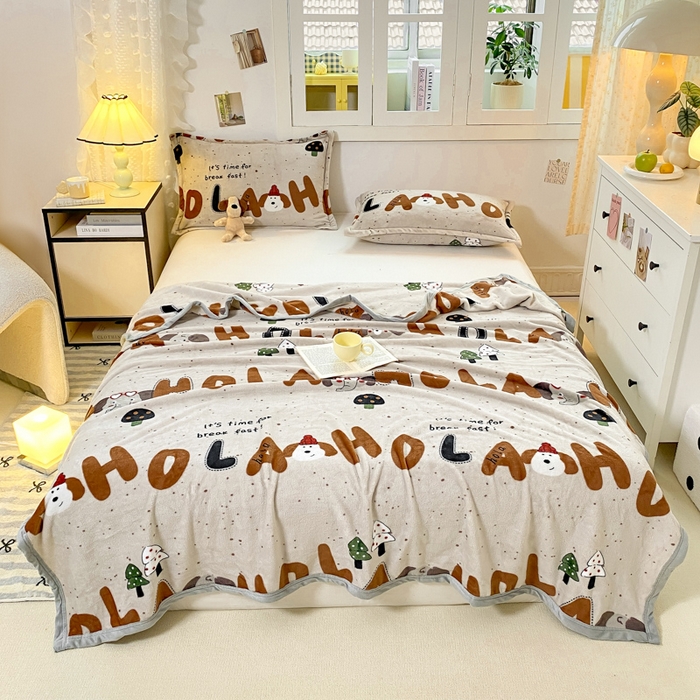 91家纺网 家纺一手货源 找家纺 楠沐家纺 2025新款双面牛奶绒多功能印花毛毯 字母狗