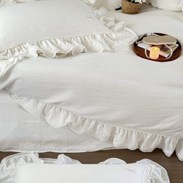 91家纺网 家纺一手货源 找家纺 玛奇朵 2024新款皱皱纱法式慵懒风奶芙蕾丝系列四件套 奶芙蕾丝-月白