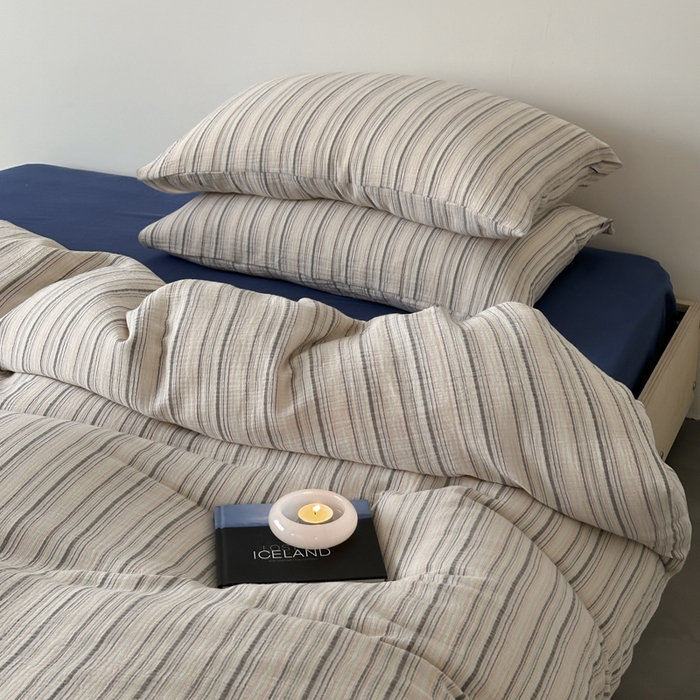 91家纺网 家纺一手货源 找家纺 玛奇朵 2024新款文艺复古色织双层皱皱纱-苏里南系列四件套 苏里南（藏兰床单）