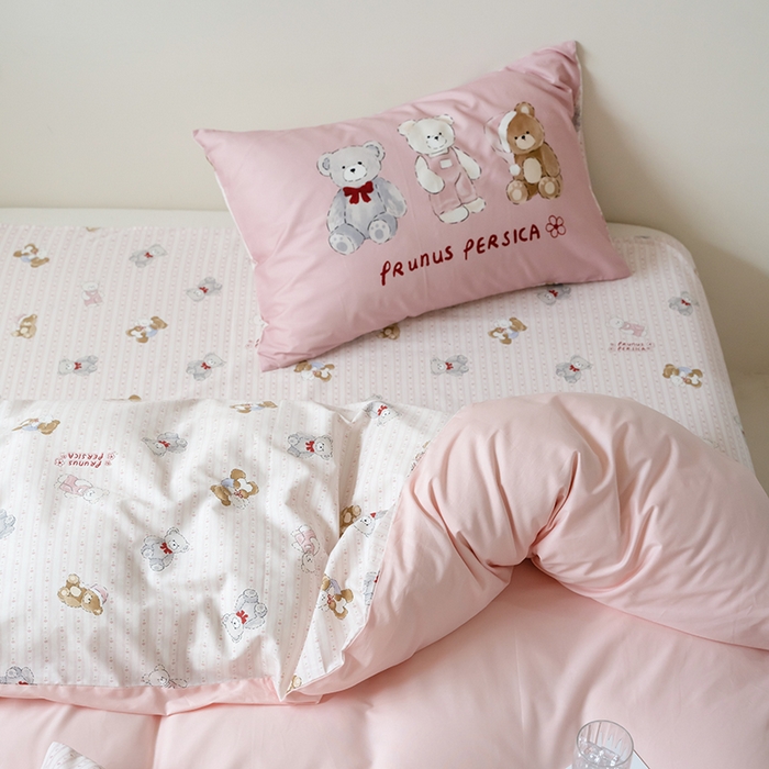 91家纺网 家纺一手货源 找家纺 窝米2024毛巾绣x数码 13370全棉撞色卡通系列四件套 小熊乖宝