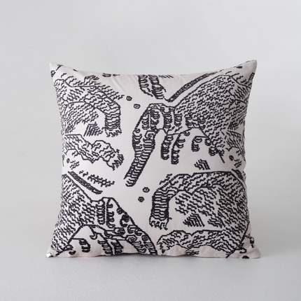 91家纺网 家纺一手货源 找家纺 （总）博笔熊家纺 2024新款荷兰绒个性抱枕