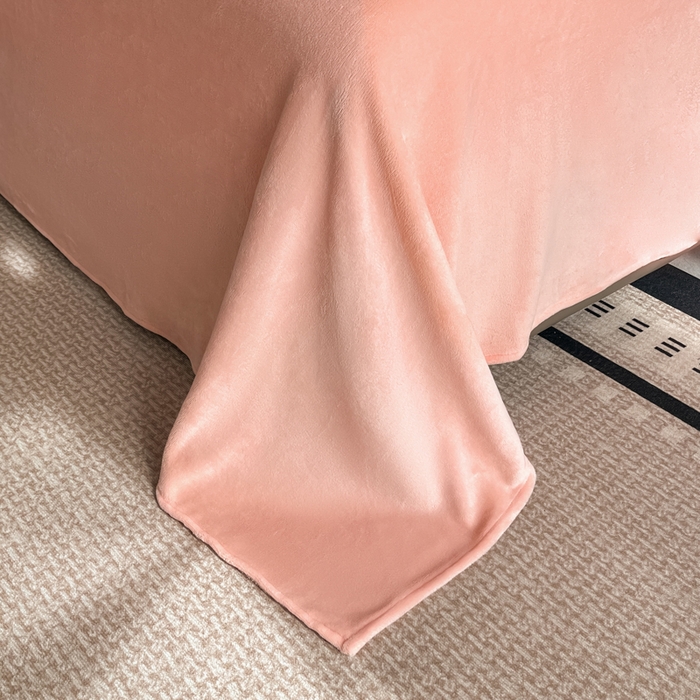 91家纺网 家纺一手货源 找家纺 米彩家纺 2024新款A类轻奢风牛奶绒绣花四件套-爱心蝴蝶结系列 爱心-粉玉