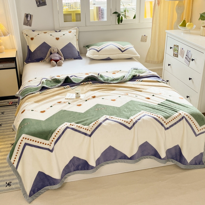 91家纺网 家纺一手货源 找家纺 楠沐家纺 2025新款双面牛奶绒多功能印花毛毯 波浪爱心