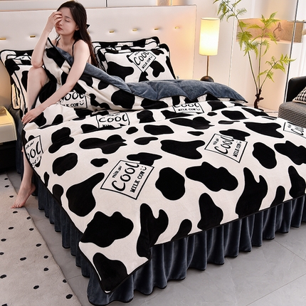 91家纺网 家纺一手货源 找家纺 （总）曼尼家纺2025高克重直播印花床裙款法莱绒金貂珊瑚绒牛奶绒四件套