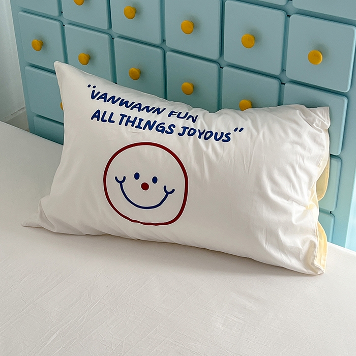 91家纺网 家纺一手货源 找家纺 昔可家纺 2024新款数码印花单品枕套系列-ins风系列 字母表情