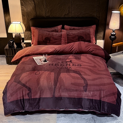 91家纺网 家纺一手货源 找家纺 （总）控价 2025A类丽丝绒+全消光牛奶绒四件套-奥弗恩