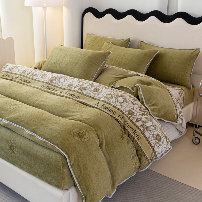 91家纺网 家纺一手货源 找家纺 欧喜璐 2024年新款 8.5-9.5斤加厚牛奶绒金貂绒法莱绒四件套单被套 花团锦簇