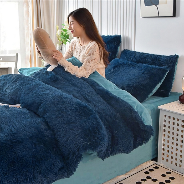 91家纺网 家纺一手货源 找家纺 鑫喜莱 2024新款长毛绒四件套 藏青