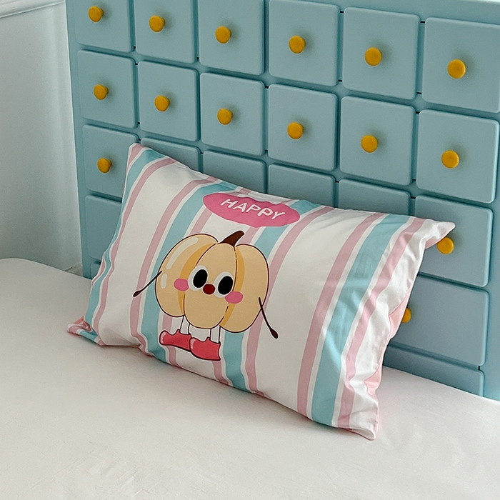 91家纺网 家纺一手货源 找家纺 昔可家纺 2024新款数码印花单品枕套系列-卡通系列 彩条南瓜