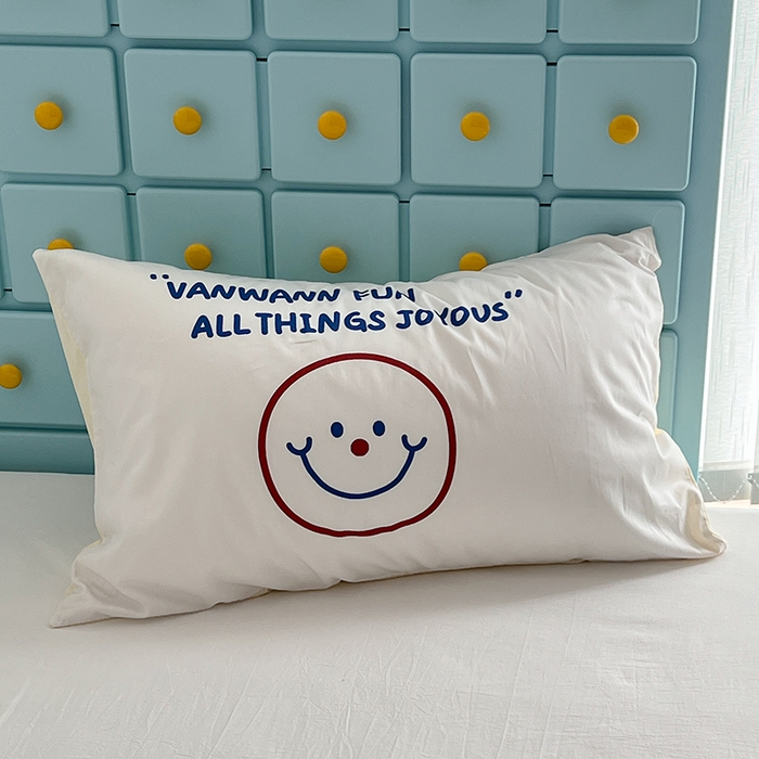 91家纺网 家纺一手货源 找家纺 昔可家纺 2024新款数码印花单品枕套系列-ins风系列 字母表情