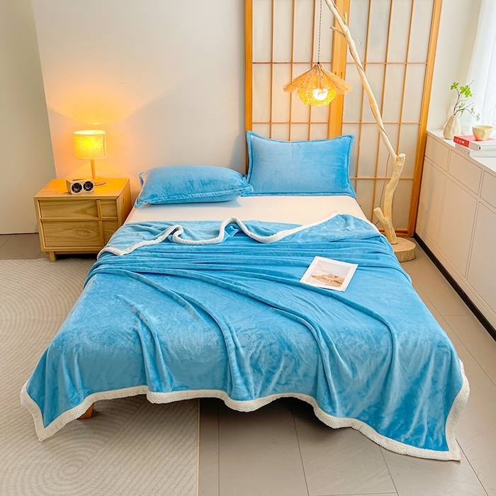 91家纺网 家纺一手货源 找家纺 千荨 2024新款亲肤舒适高克重双面牛奶绒纯色毛毯 牛奶绒-天蓝