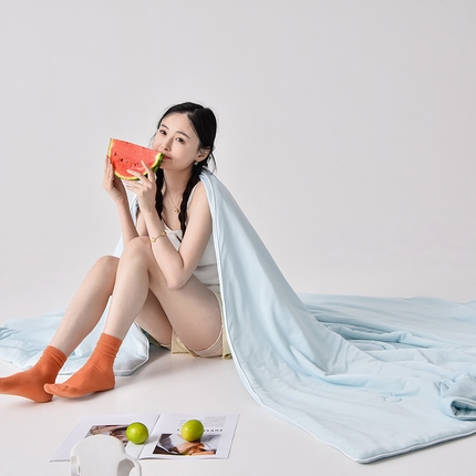 91家纺网 家纺一手货源 找家纺 （总）2024新款凉感丝100%锦纶170克凉感丝冰淇淋A类抗菌夏凉被空调被