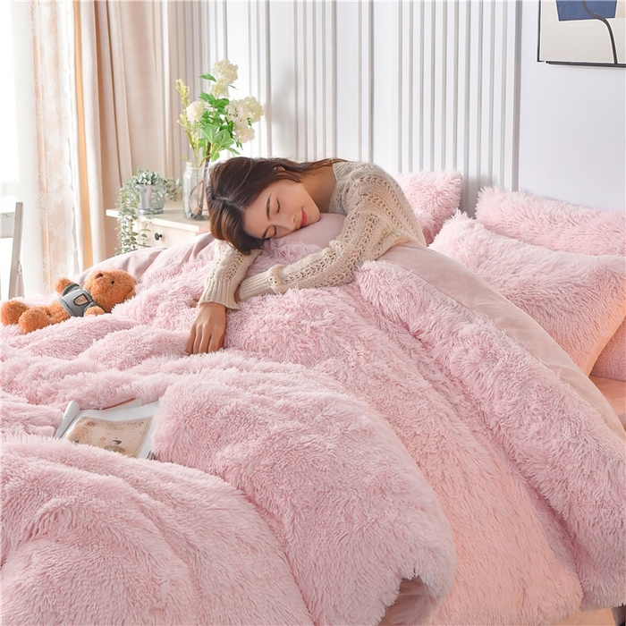 91家纺网 家纺一手货源 找家纺 鑫喜莱 2024新款长毛绒四件套 典雅粉