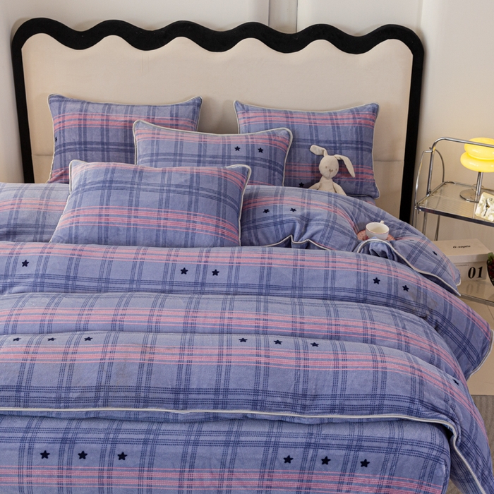 91家纺网 家纺一手货源 找家纺 欧喜璐 2024年新款 8.5-9.5斤加厚牛奶绒金貂绒法莱绒四件套单被套 简约