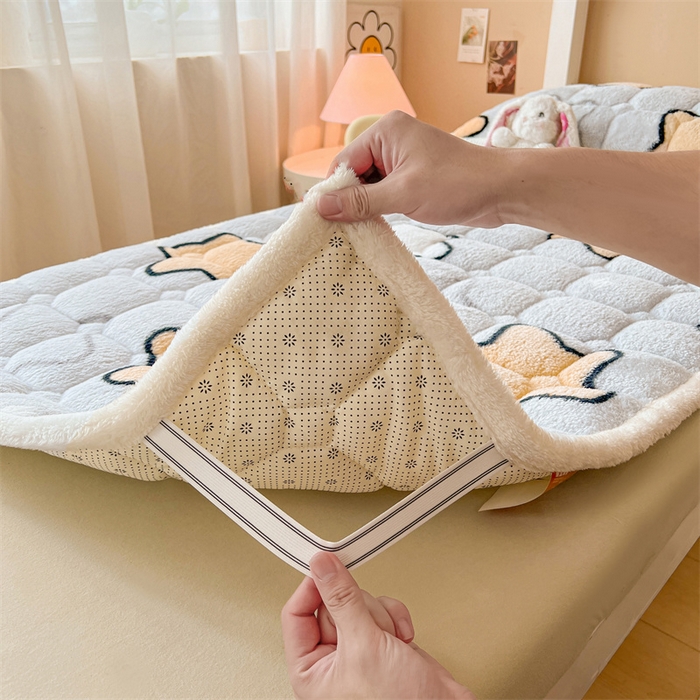 91家纺网 家纺一手货源 找家纺 雯豆家纺 2024新品泰迪绒学生床垫宿舍床褥子加厚上下铺北极绒床护垫 泰迪绒床褥-闪耀星辰