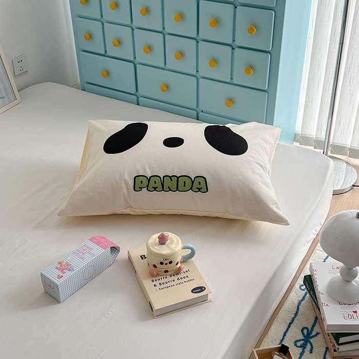 91家纺网 家纺一手货源 找家纺 昔可家纺 2024新款数码印花单品枕套系列-卡通系列 萌萌熊猫