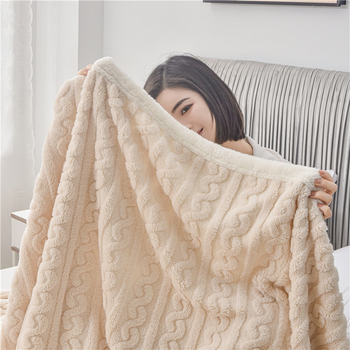 91家纺网 家纺一手货源 找家纺 鑫喜莱 2024新款单层塔芙绒毛毯 象牙白
