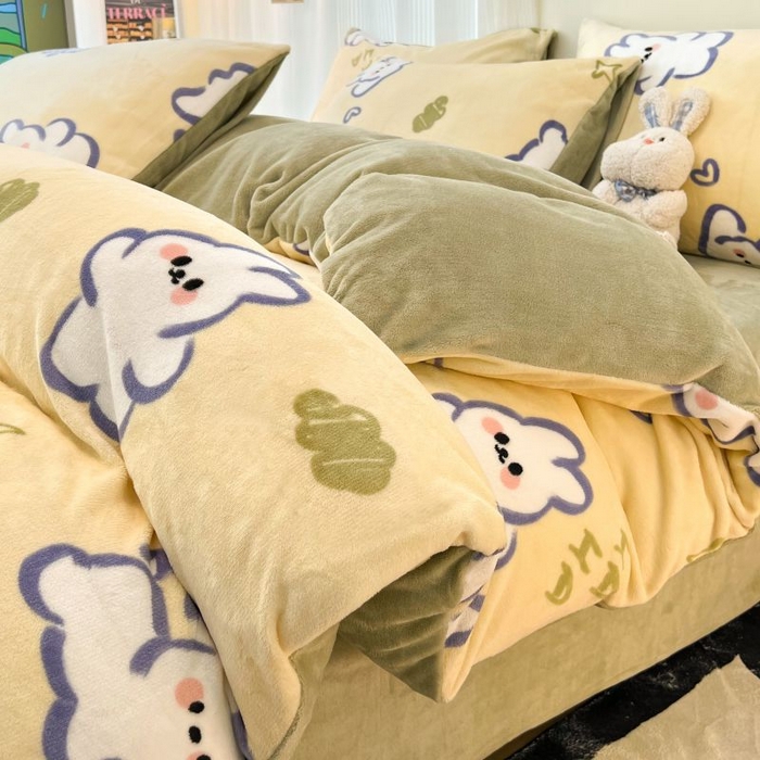 91家纺网 家纺一手货源 找家纺 2024新款原创小清新牛奶绒印花四件套 兔宝宝