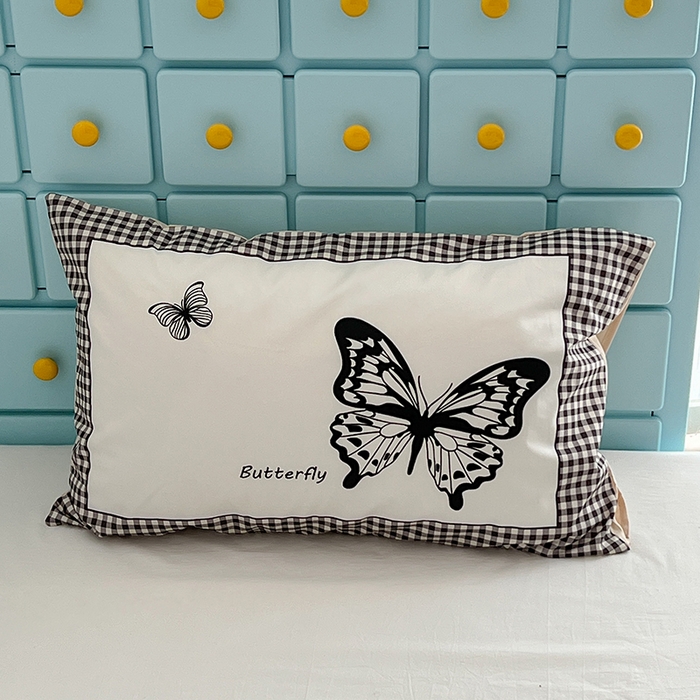 91家纺网 家纺一手货源 找家纺 昔可家纺 2024新款数码印花单品枕套系列-ins风系列 暗夜蝴蝶