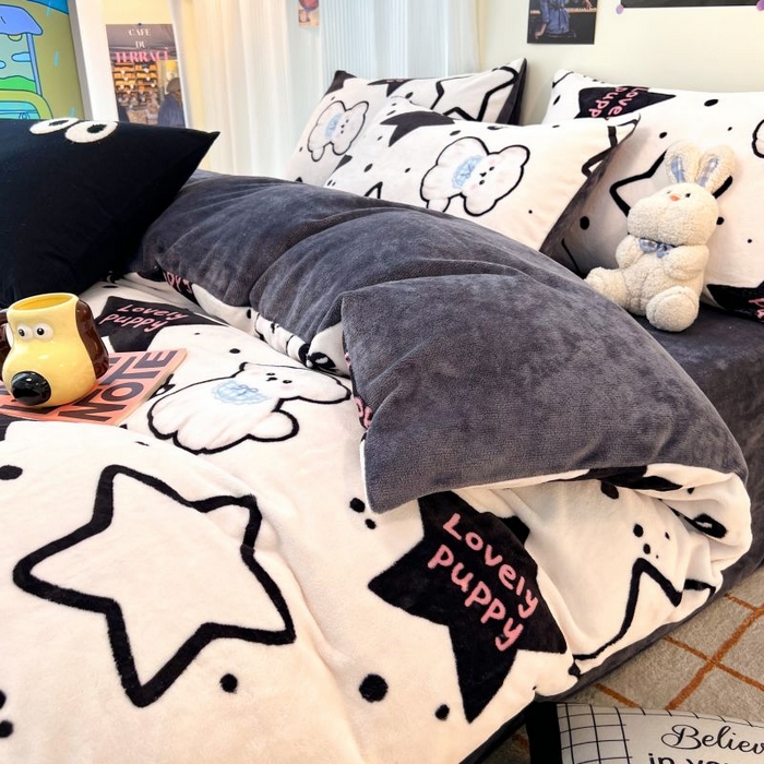 91家纺网 家纺一手货源 找家纺 2024新款原创小清新牛奶绒印花四件套 幸运狗