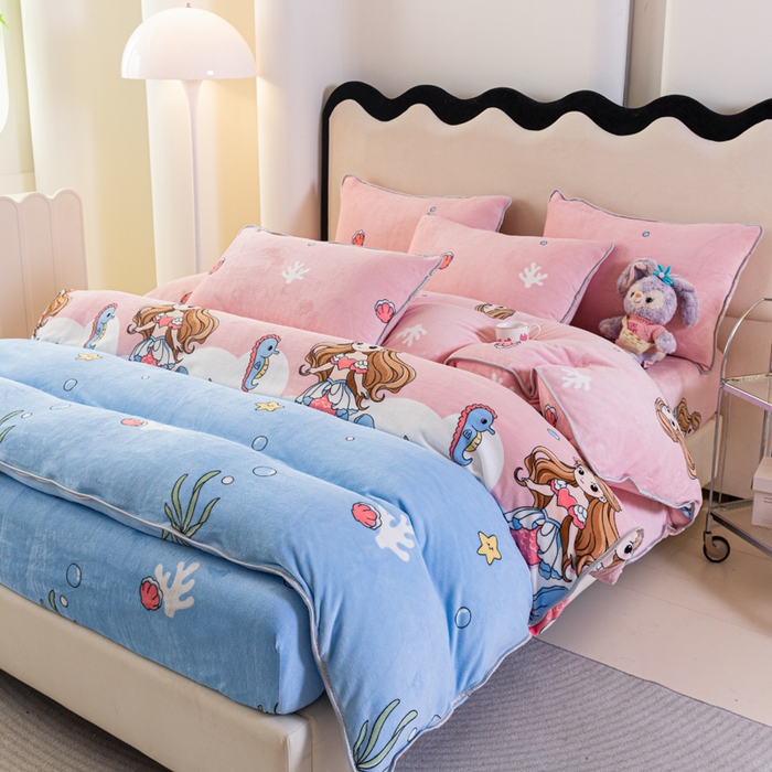 91家纺网 家纺一手货源 找家纺 欧喜璐 2024年新款 8.5-9.5斤加厚牛奶绒金貂绒法莱绒四件套单被套 海底世界