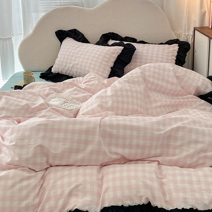 91家纺网 家纺一手货源 找家纺 （总）昔可家纺 2024黑色贴边花边款格子系列四件套