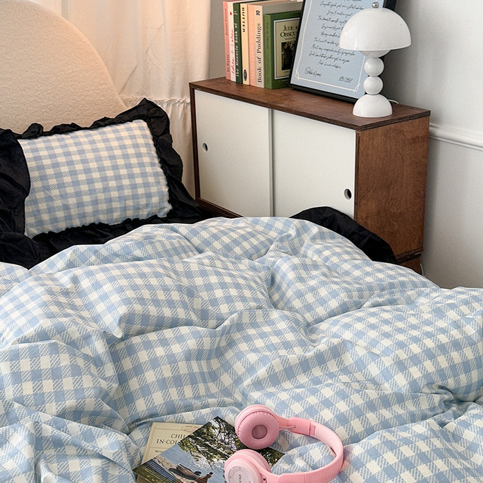 91家纺网 家纺一手货源 找家纺 昔可家纺 2024黑色贴边花边款格子系列四件套 缪缪蓝格