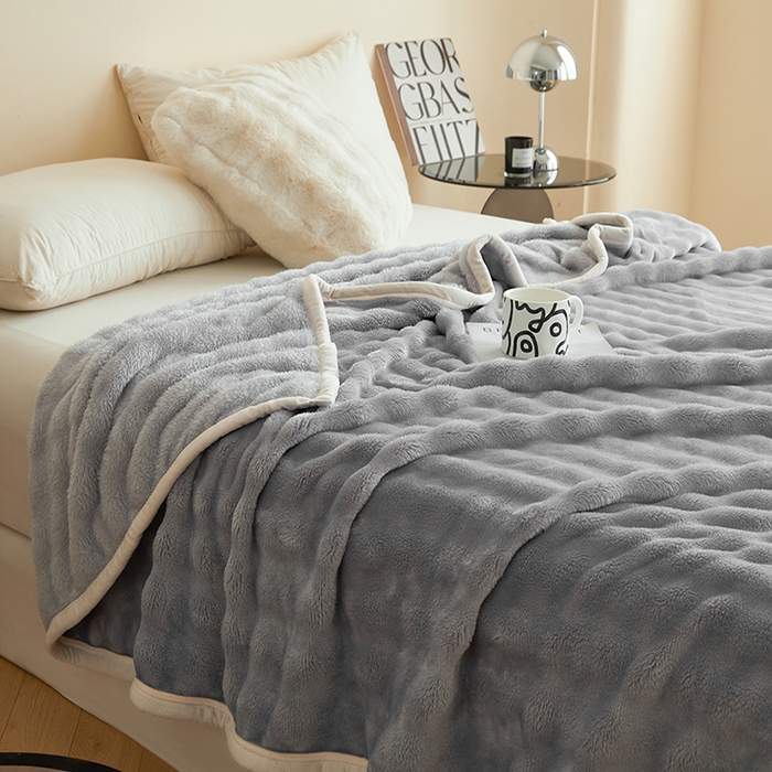 91家纺网 家纺一手货源 找家纺 千荨 2024新款高克重兔绒泡泡系列毛毯 泡泡-烟灰