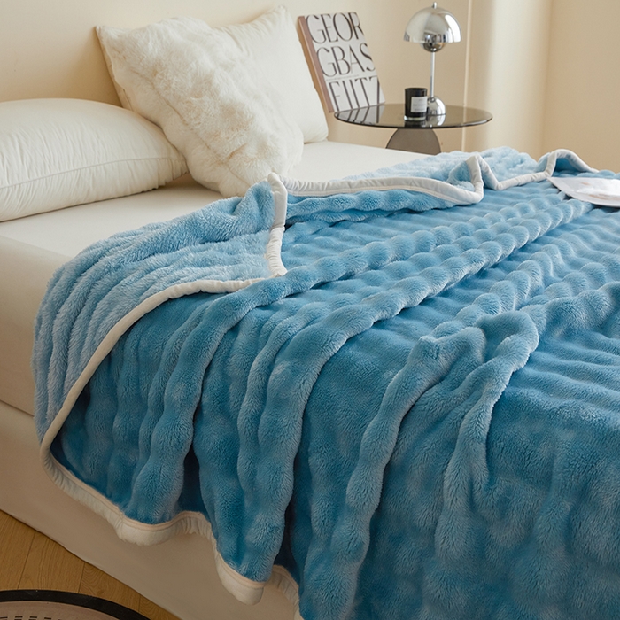 91家纺网 家纺一手货源 找家纺 千荨 2024新款高克重兔绒泡泡系列毛毯 泡泡-天蓝