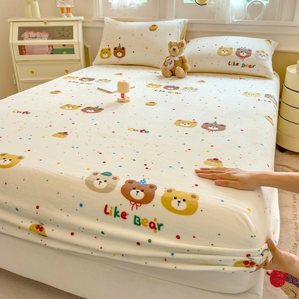 91家纺网 家纺一手货源 找家纺 （总）摩妮卡 2025新款印花小清新牛奶绒印花床笠三件套