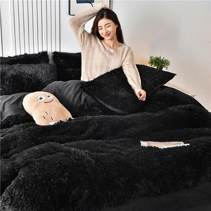 91家纺网 家纺一手货源 找家纺 鑫喜莱 2024新款长毛绒四件套 黑色