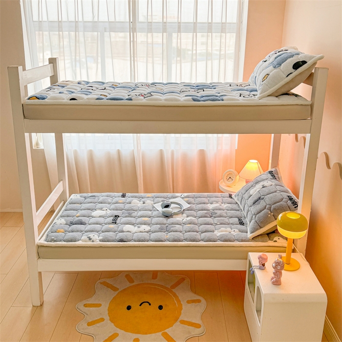 91家纺网 家纺一手货源 找家纺 雯豆家纺 2024新品泰迪绒学生床垫宿舍床褥子加厚上下铺北极绒床护垫 泰迪绒床褥-尤拉