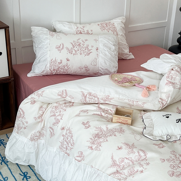 91家纺网 家纺一手货源 找家纺 昔可家纺 2024新款韩版花边工艺款四件套 复古素描花边