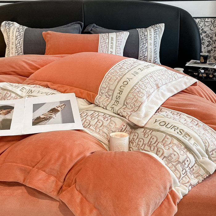 91家纺网 家纺一手货源 找家纺 苹果星家纺 2024新款秋冬高定系列立体刺绣230g全消光牛奶绒-赛琳娜 赛琳娜-艾玛橙