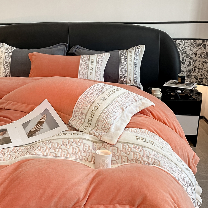 91家纺网 家纺一手货源 找家纺 苹果星家纺 2024新款秋冬高定系列立体刺绣230g全消光牛奶绒-赛琳娜 赛琳娜-艾玛橙