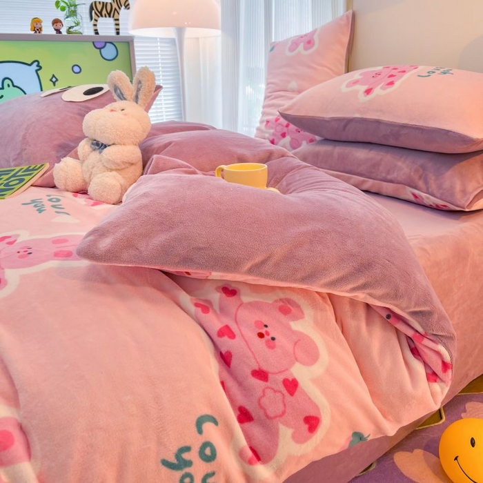 91家纺网 家纺一手货源 找家纺 2024新款原创小清新牛奶绒印花四件套 多巴胺兔