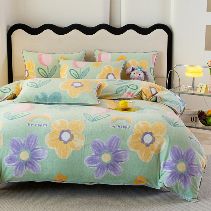 91家纺网 家纺一手货源 找家纺 欧喜璐 2024年新款 8.5-9.5斤加厚牛奶绒金貂绒法莱绒四件套单被套 花海