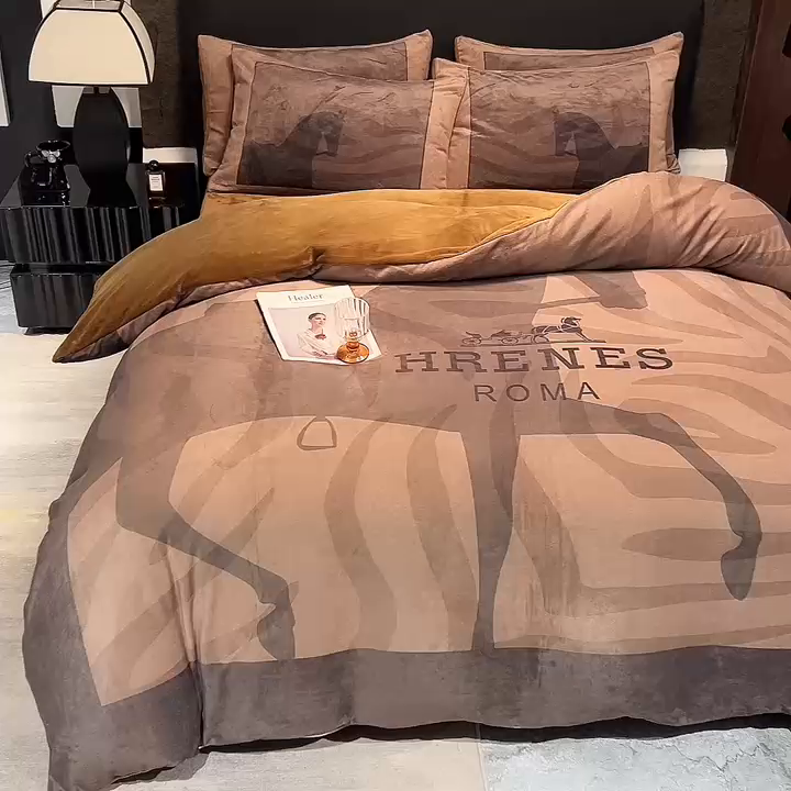 91家纺网 家纺一手货源 找家纺 新方向 2025A类丽丝绒+全消光牛奶绒四件套-奥弗恩-咖啡