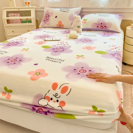 91家纺网 家纺一手货源 找家纺 （总）摩妮卡 2025新款印花小清新牛奶绒印花床笠三件套